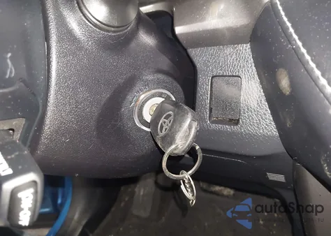 2017 Toyota Rav4 Xle из США, поврежденный, VIN JTMRFREV3HJ116118